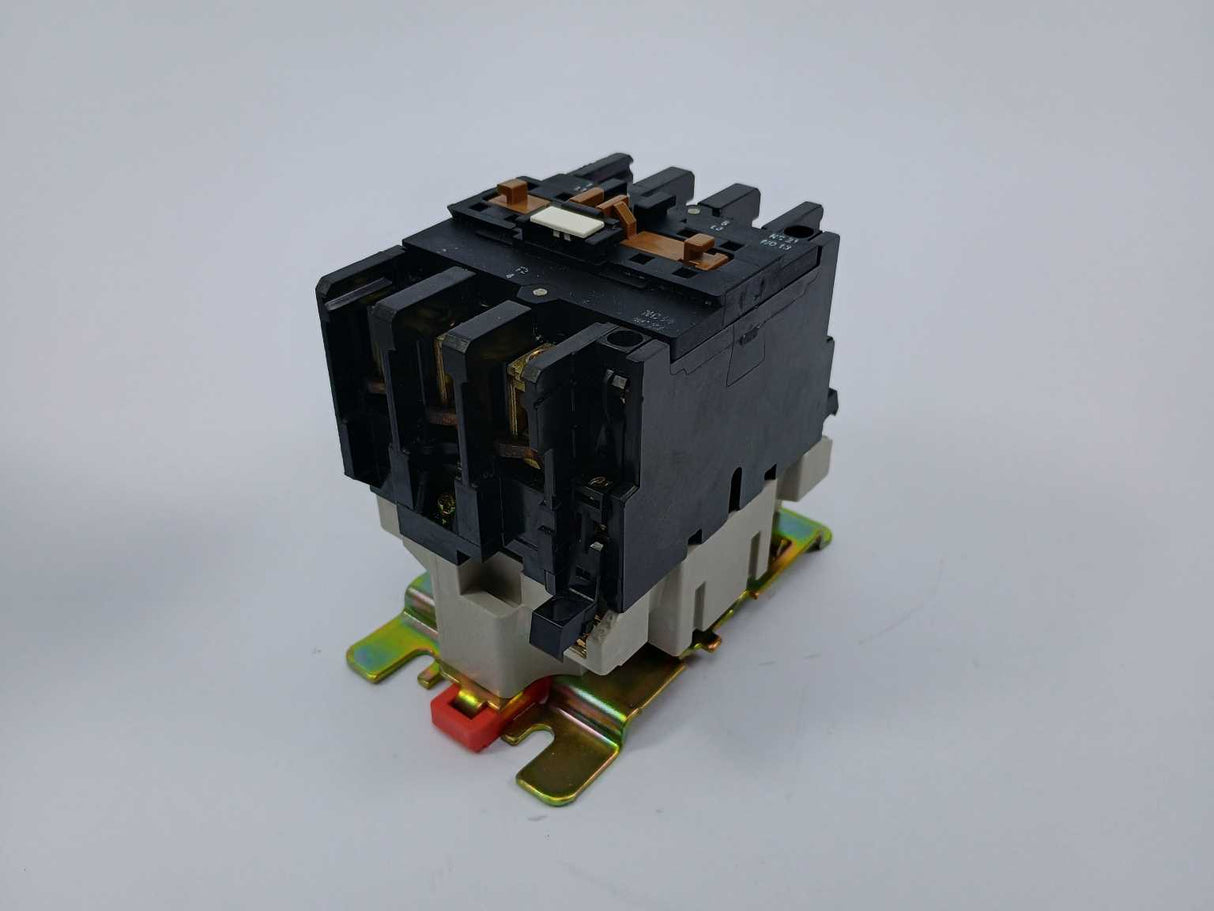 TELEMECANIQUE LC1D503Q Contactor 010208 with LX6-D40 380