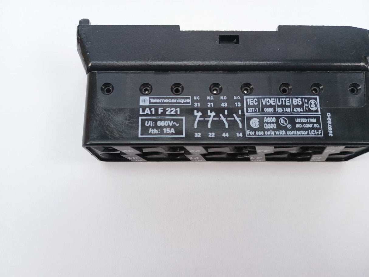 TELEMECANIQUE LA1F221 Contact Block