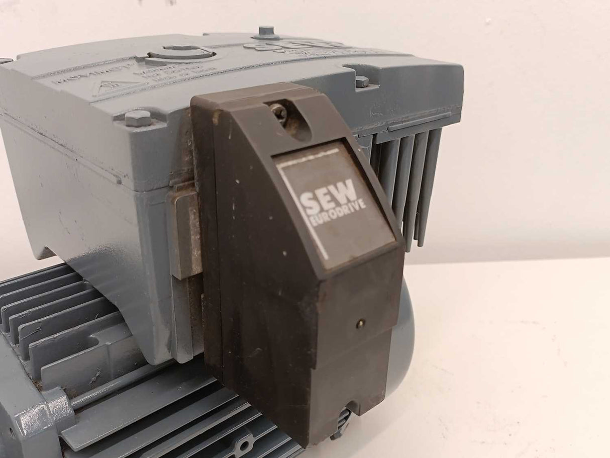 SEW-EURODRIVE  K37DT80K4/MM07/MLU/BW1 Gearmotor MM07C-503-00 8241171