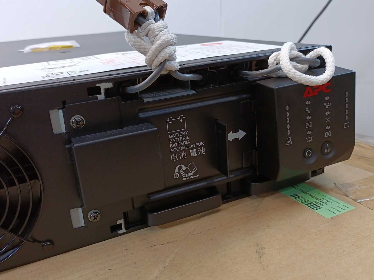 APC SURT3000XLIX438 Uninterruptible Power Supply 3000VA 230V, No battery