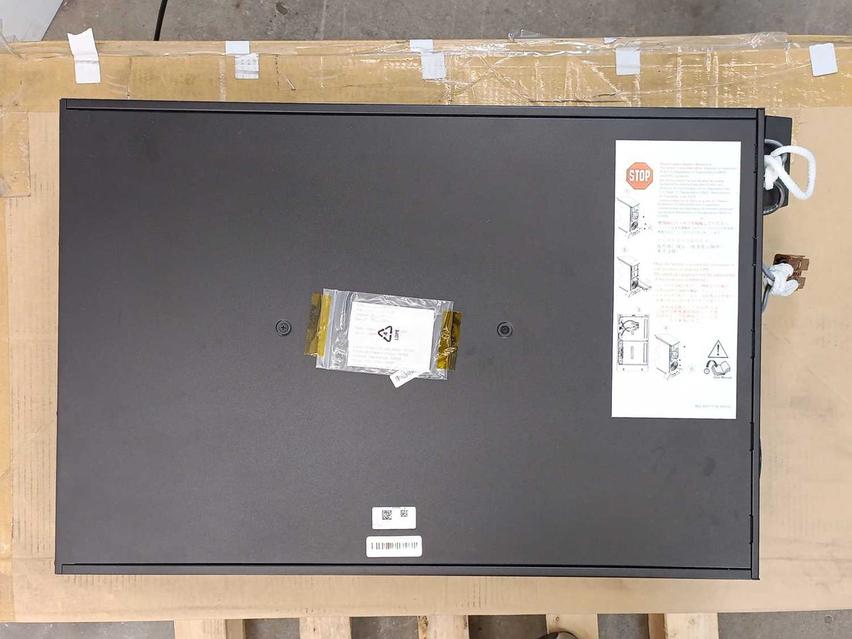 APC SURT3000XLIX438 Uninterruptible Power Supply 3000VA 230V, No battery