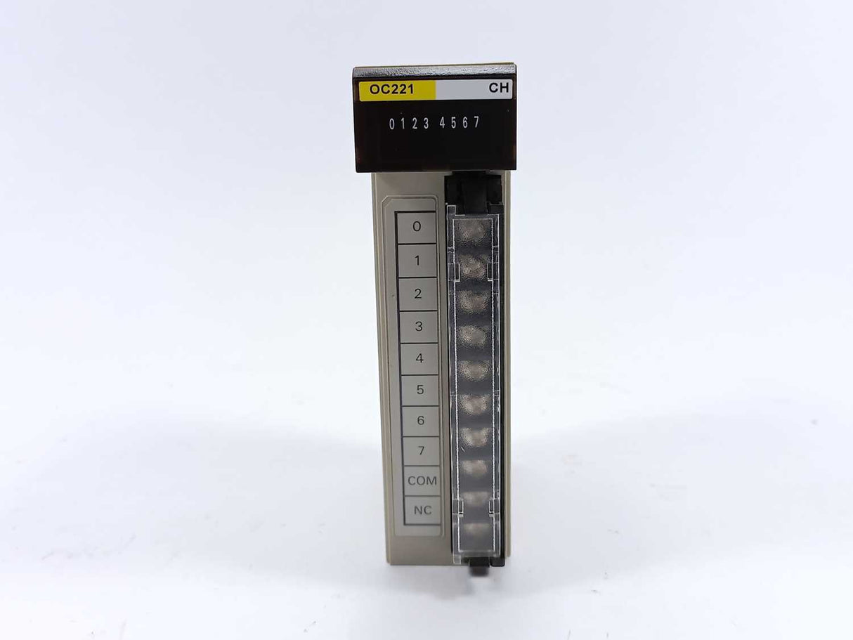 OMRON C200H-OC221 Output Unit w/ Terminal Block