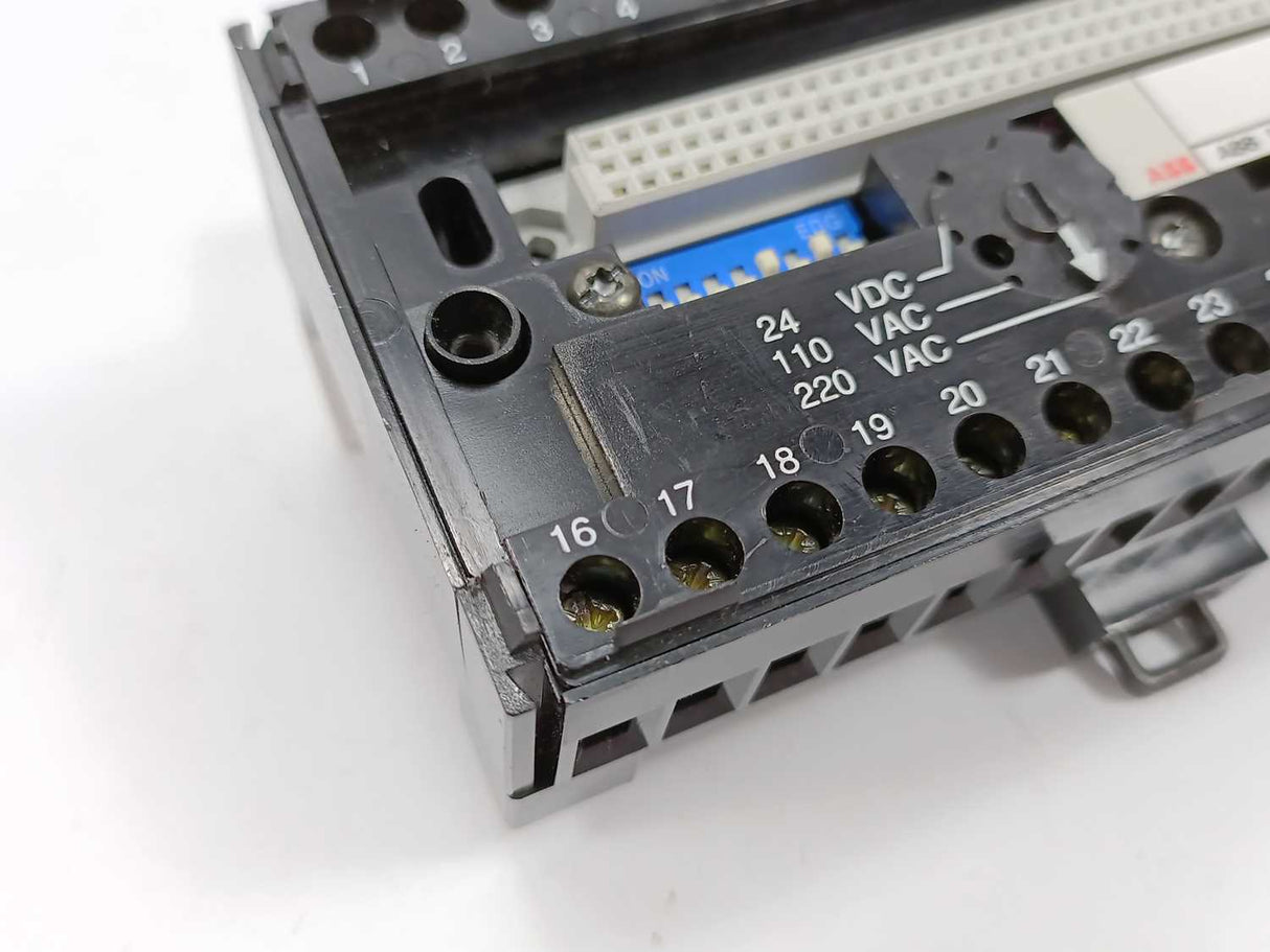 ABB ECZ Procontic CS 31 Base Unit Module