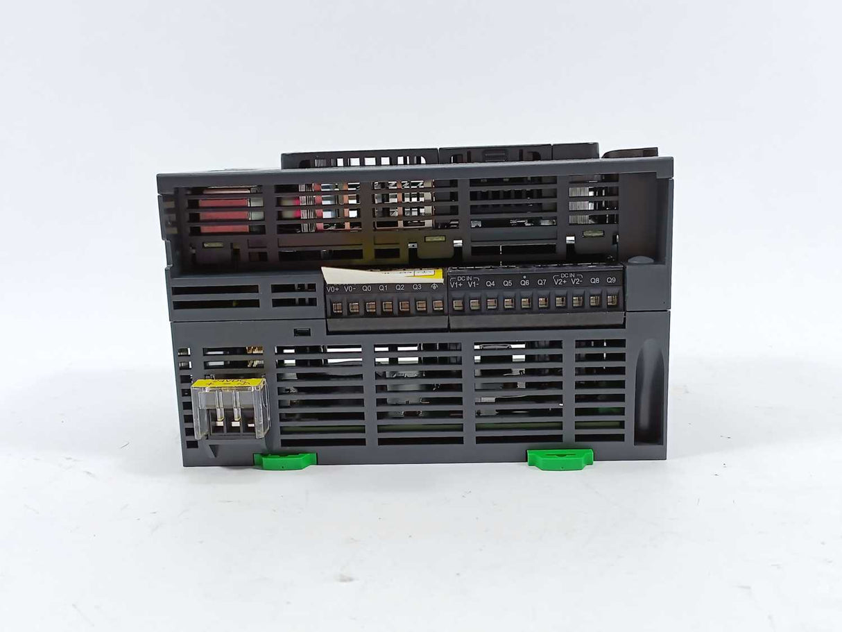 Schneider Electric TM241CE24T M241-24IO Tr.PNP Ethernet