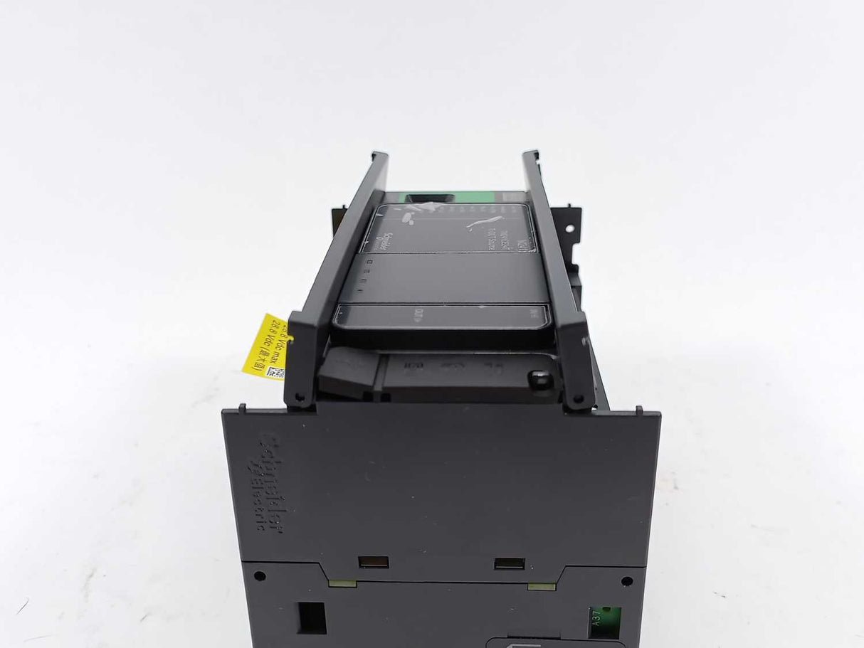 Schneider Electric TM241CE24T M241-24IO Tr.PNP Ethernet