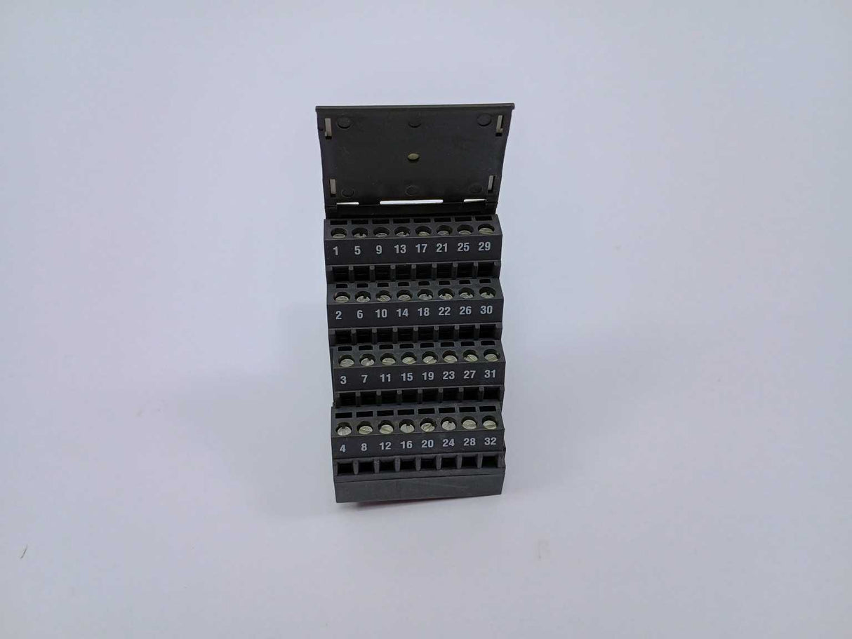 Fisher-Rosemount Systems 12P1902X012 KJ4001X1-CJ1 32-Channel terminal block
