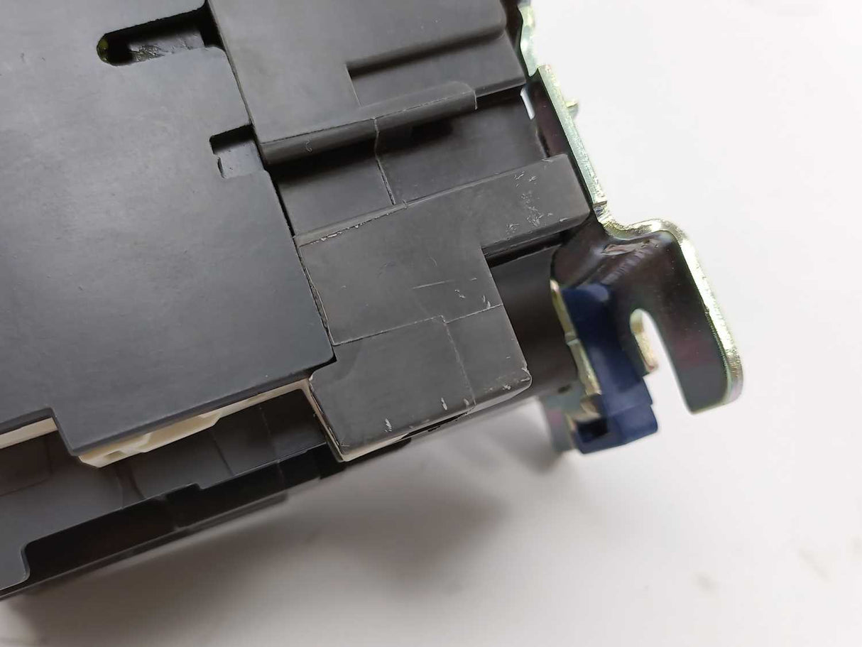 Schneider / Telemecanique LC1D5011 Contactor LC1D50