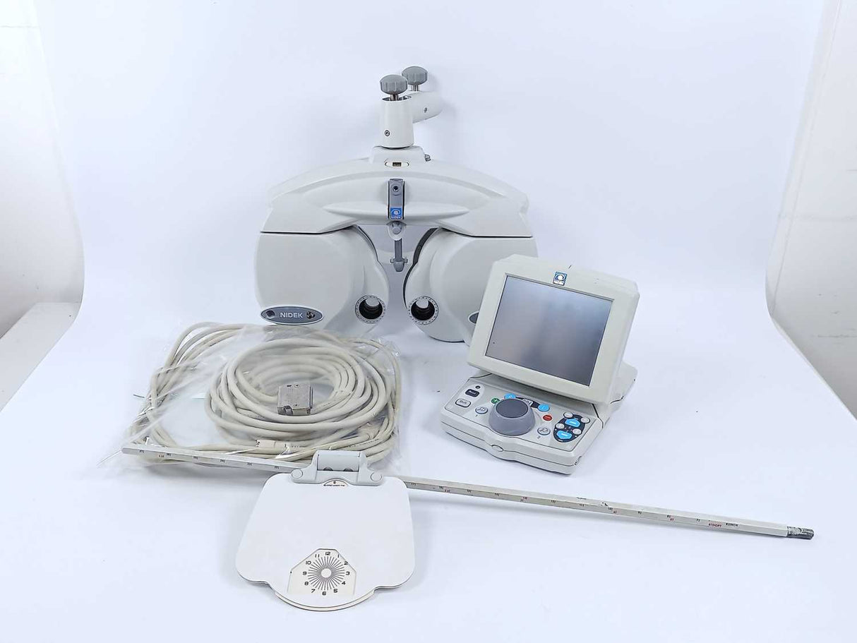 Nidek RT-3100 Intelligent Refractor + Control Box