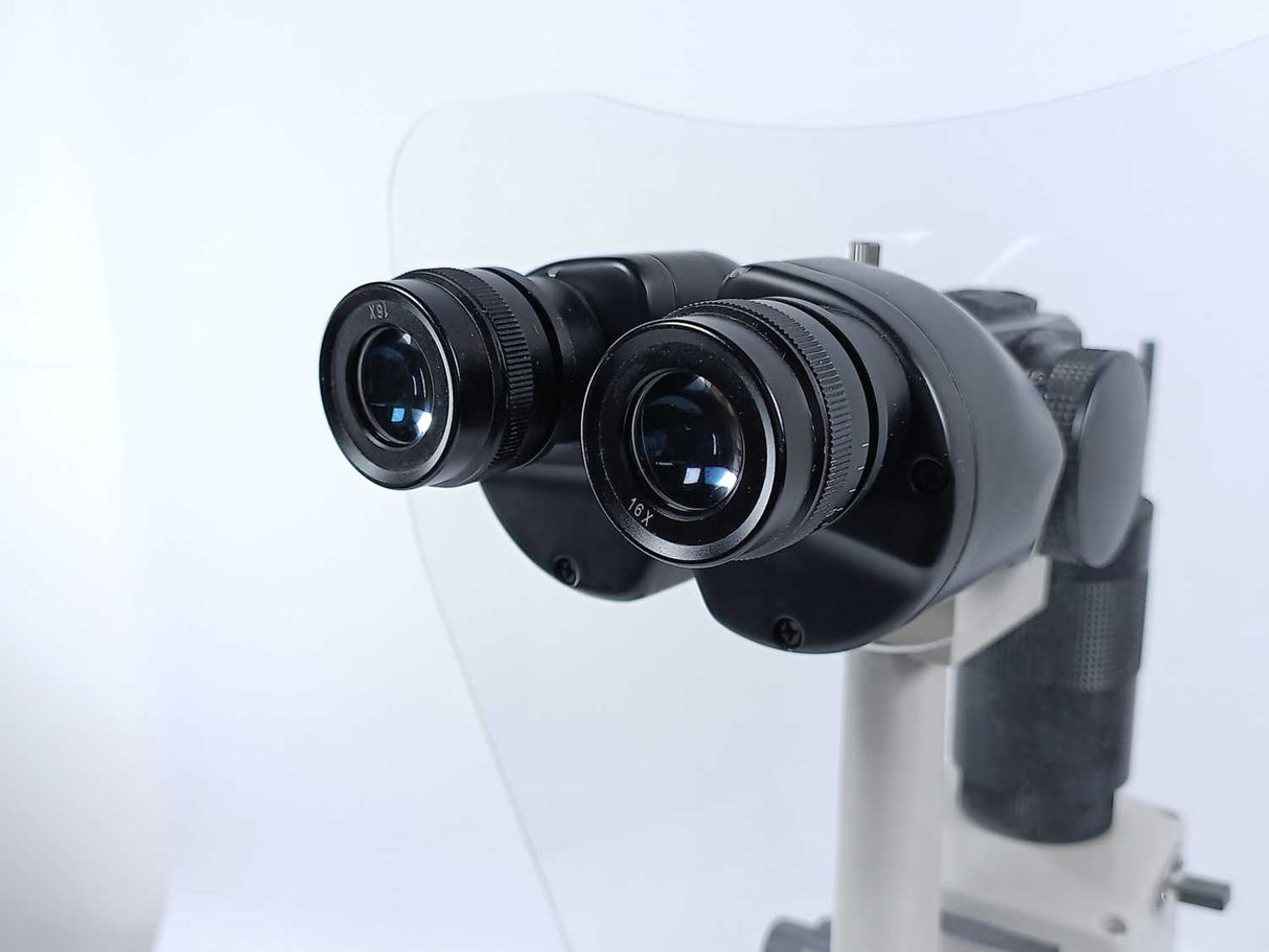 Magnon SL-1600 Slit Lamp