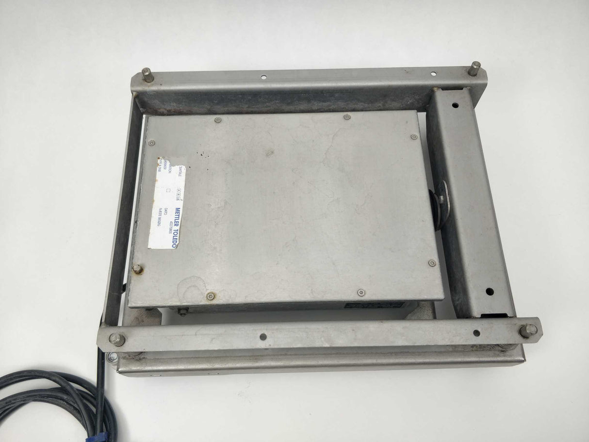 Mettler Toledo IND690 Weighing Terminal SET with KA15s/40 scale