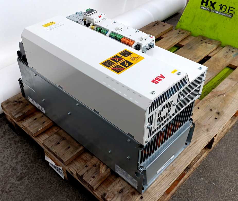 ABB 3AUA0000027760 ACS850-04-225A-5+E202+J400+K458+P916+P920, drive module