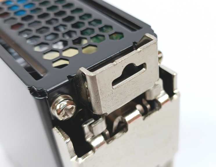 OMRON S8VK-S24024 Power Suplly 240 W, 24 VDC, 10 A