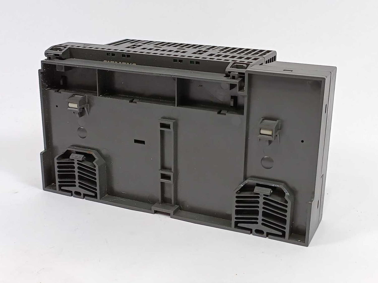 Siemens 6ES7133-1BL01-0XB0 SIMATIC In/Output Module W/6ES7193-1CL00-0XA0