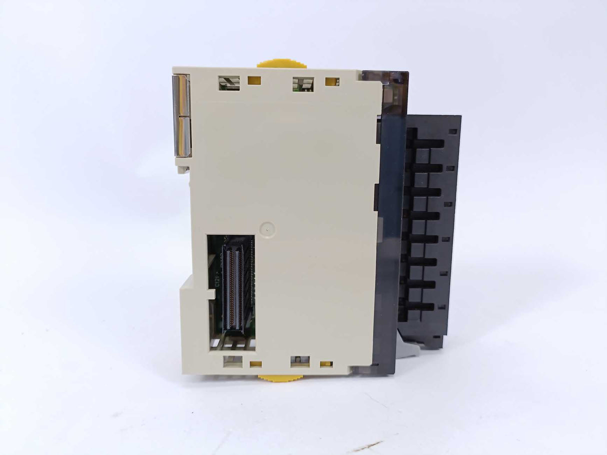 OMRON CJ1W-ID211 Input Unit, 24V DC 7mA Class 2 only