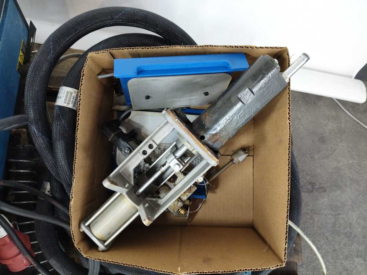 Nordson 3400V-3FAV4D/R VISTA Hot Melt Material Applicator