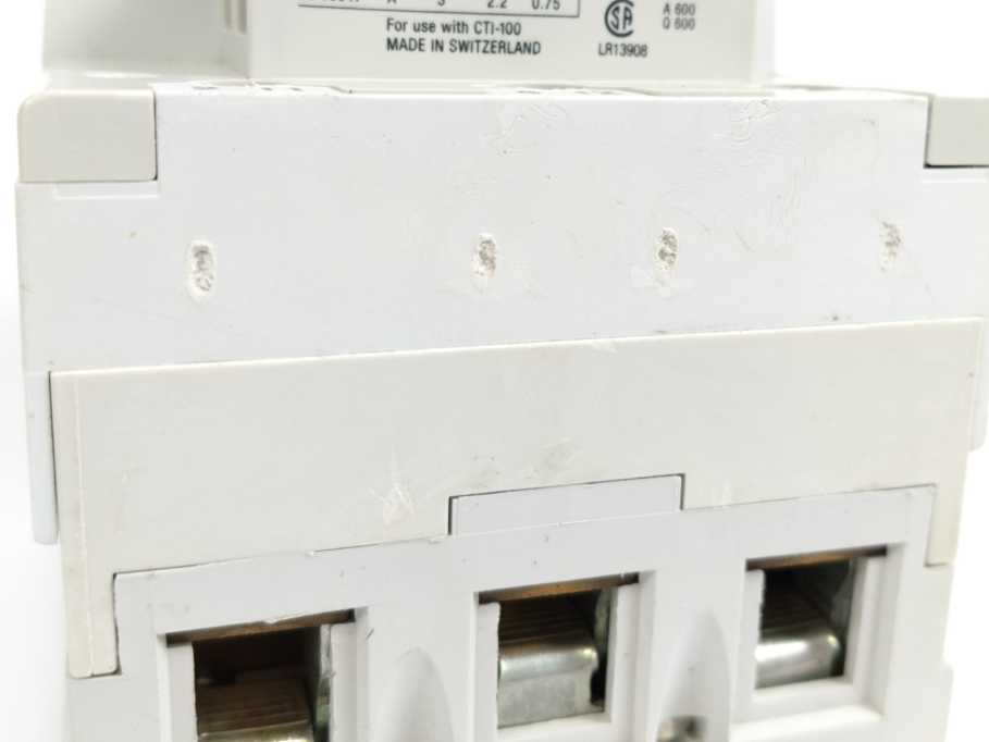 AB 140-CMN-9000 CAT SER C, Circuit Breaker
