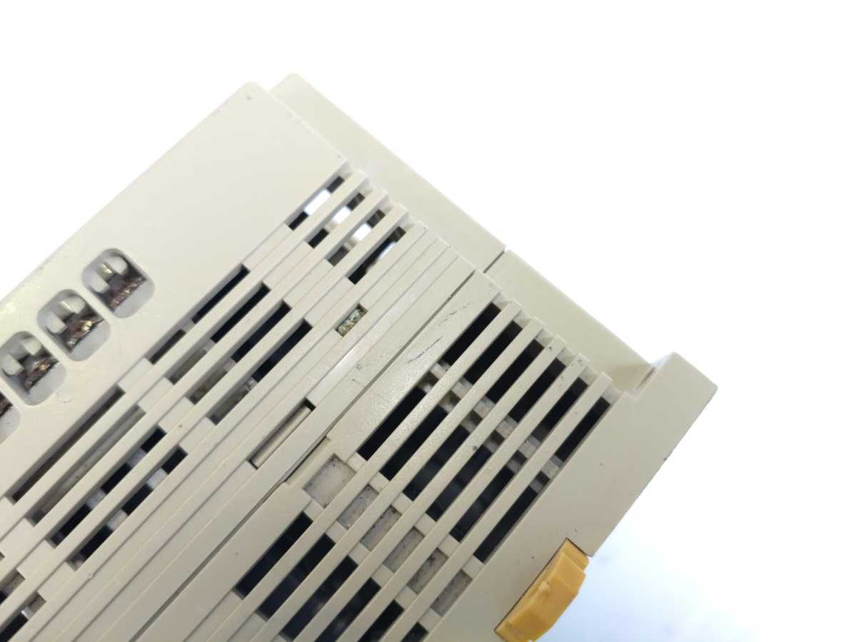 OMRON CPM1-20CDR-A Programmable Controller