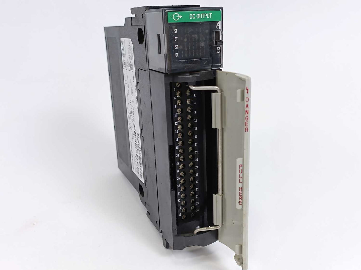 AB 1756-OB32 Ser. A ControlLogix 32Pt 24VDC D/O Module