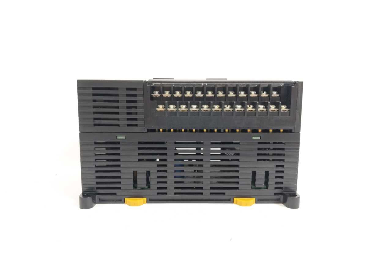 OMRON CP1L-M40DR-D Programmable controller