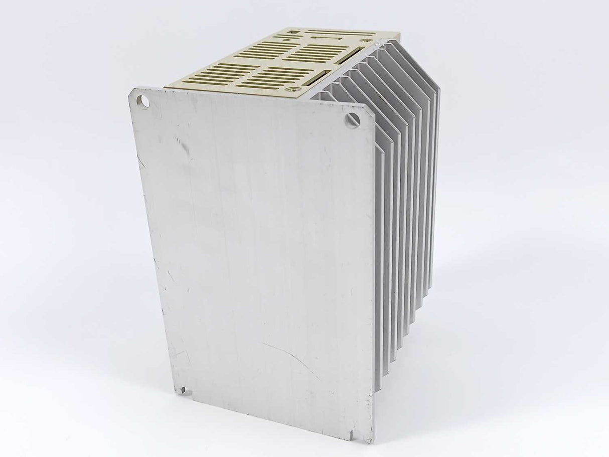 OMRON R88D-UEP20V AC Servo Drive, 200-230VAC 50/60Hz