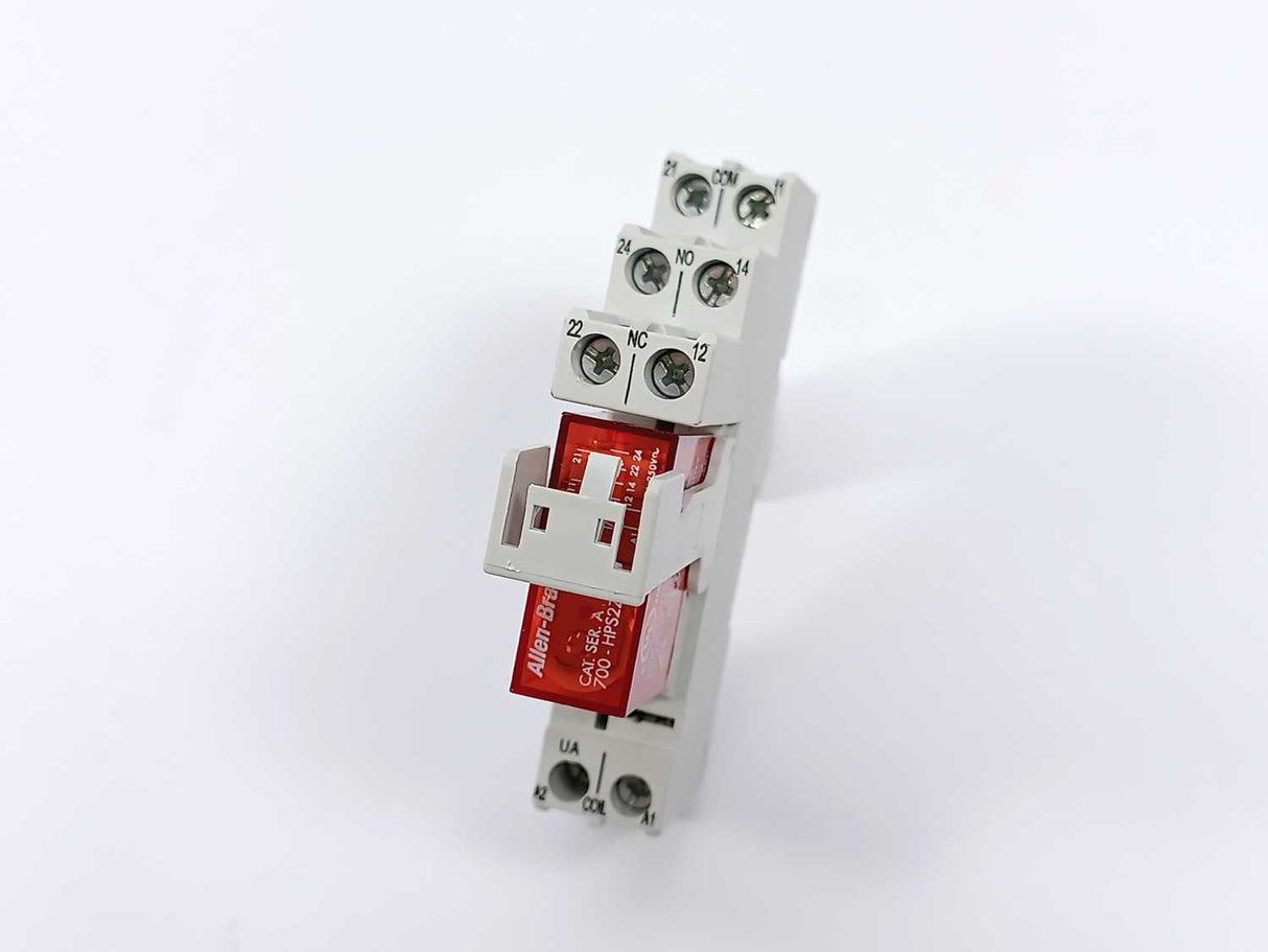 AB 700-HN123 8 Pin CoilContt Seperation Relay Socket W/ 700-HPS2Z24