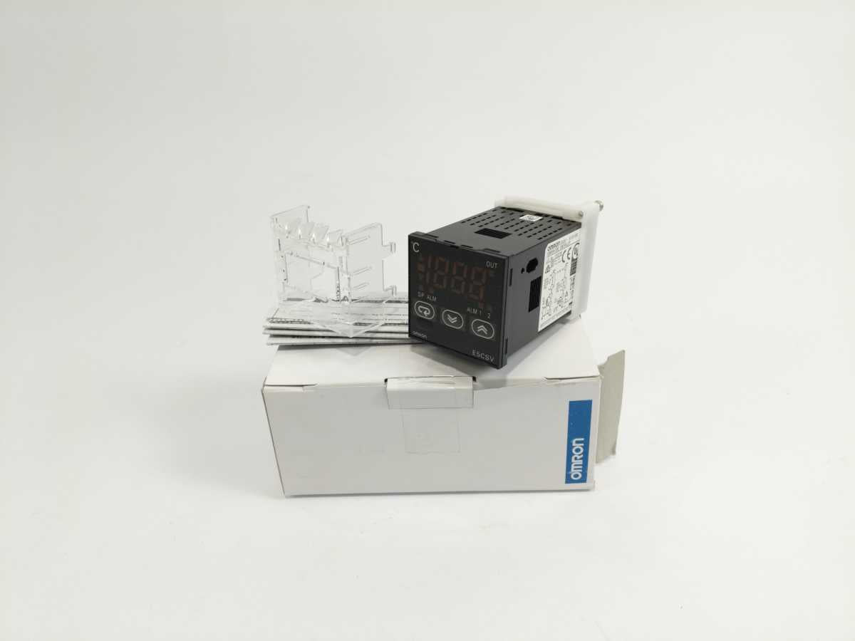 OMRON E5CSV-R1TD-500 Temperature Controller
