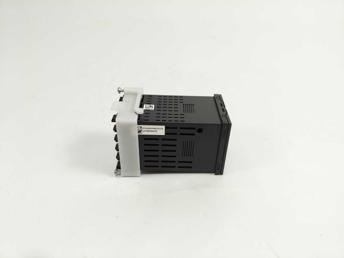 OMRON E5CSV-R1TD-500 Temperature Controller