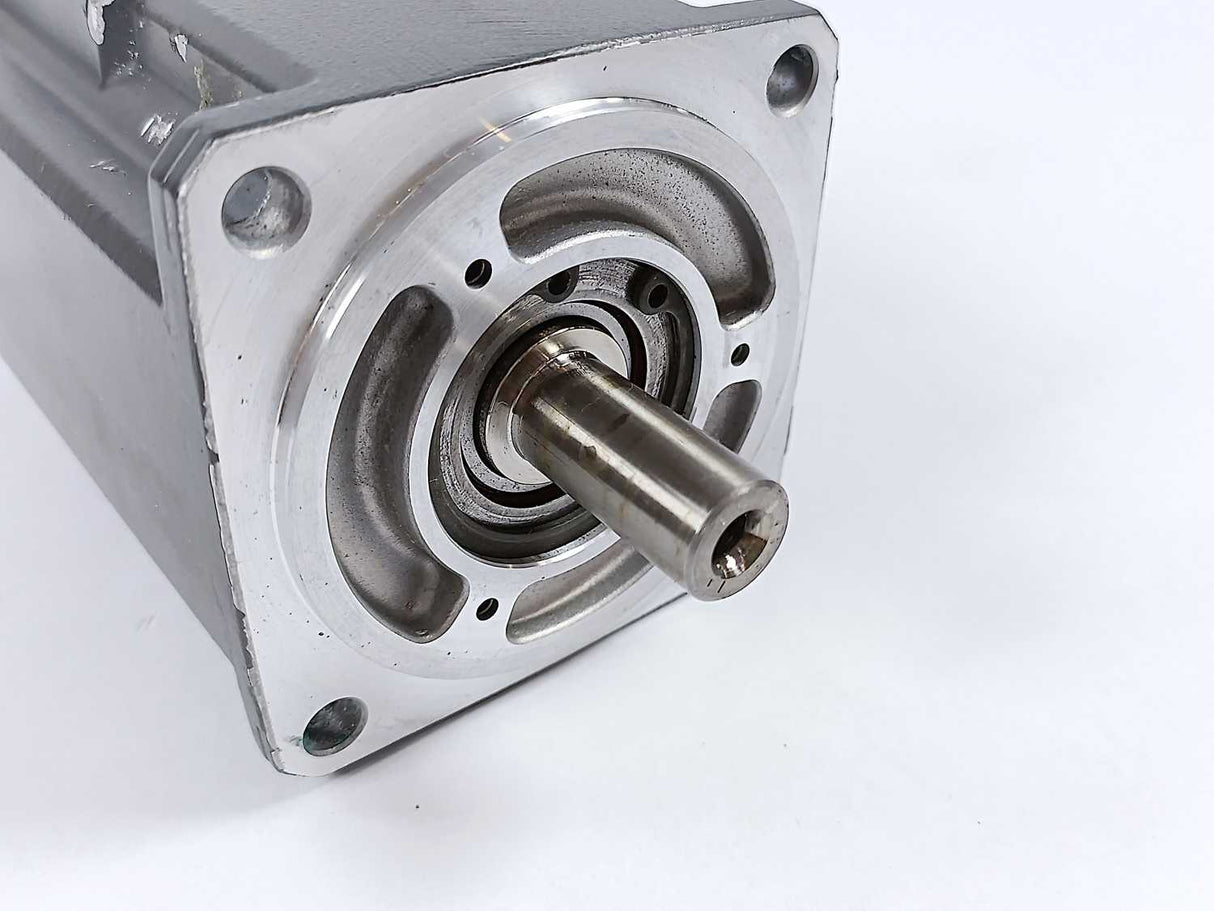 Siemens 1FK2104-5AF00-2MA0-Z Synchronous Motor