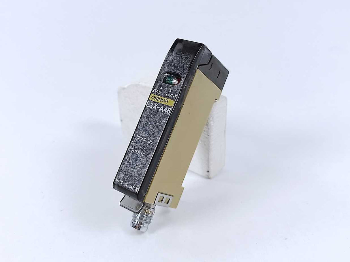 OMRON E3X-A46 Photoelectric switch