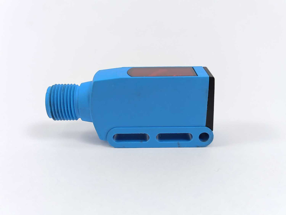 SICK 1049063 WL9-3P2432 Photoelectric Retro-Reflective Sensor