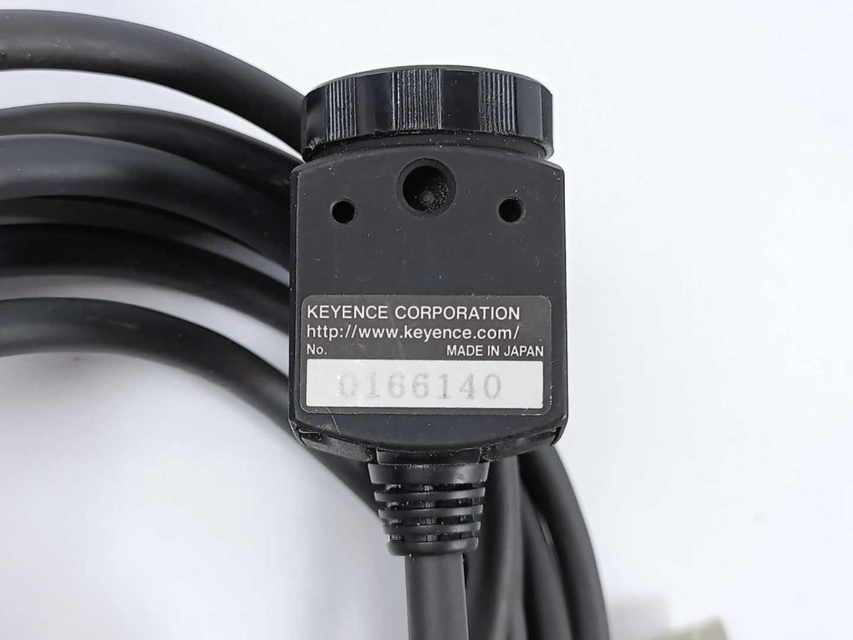 KEYENCE CV-050 CCD Vision System Camera