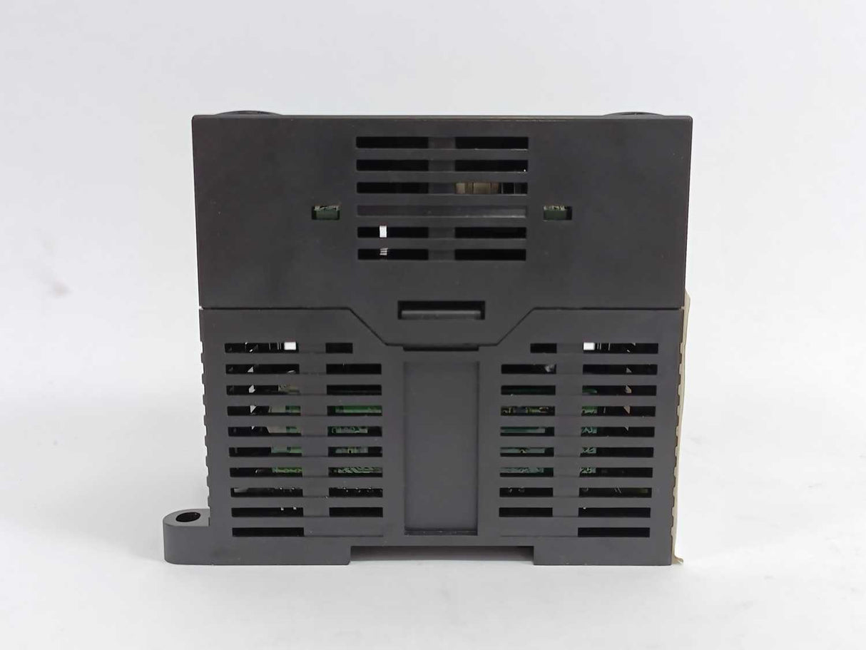 OMRON CP1L-L10DR-A Programmable Controller
