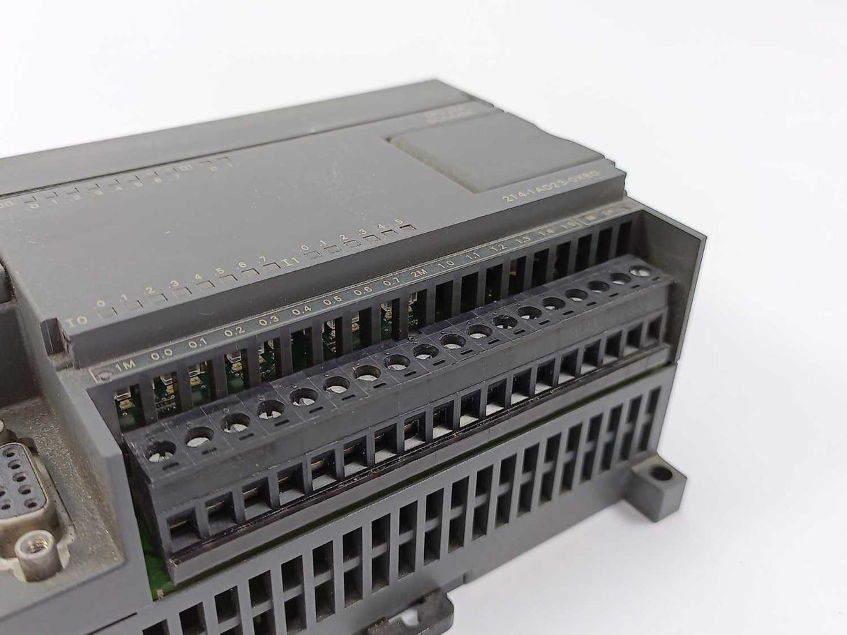 Siemens 6ES7 214-1AD23-0XB0 CPU 224 Compact unit E.01