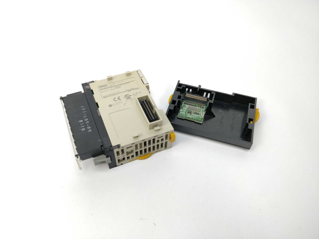 OMRON CJ1W-OC211 With CJ1W-TER01 Output unit and end cover