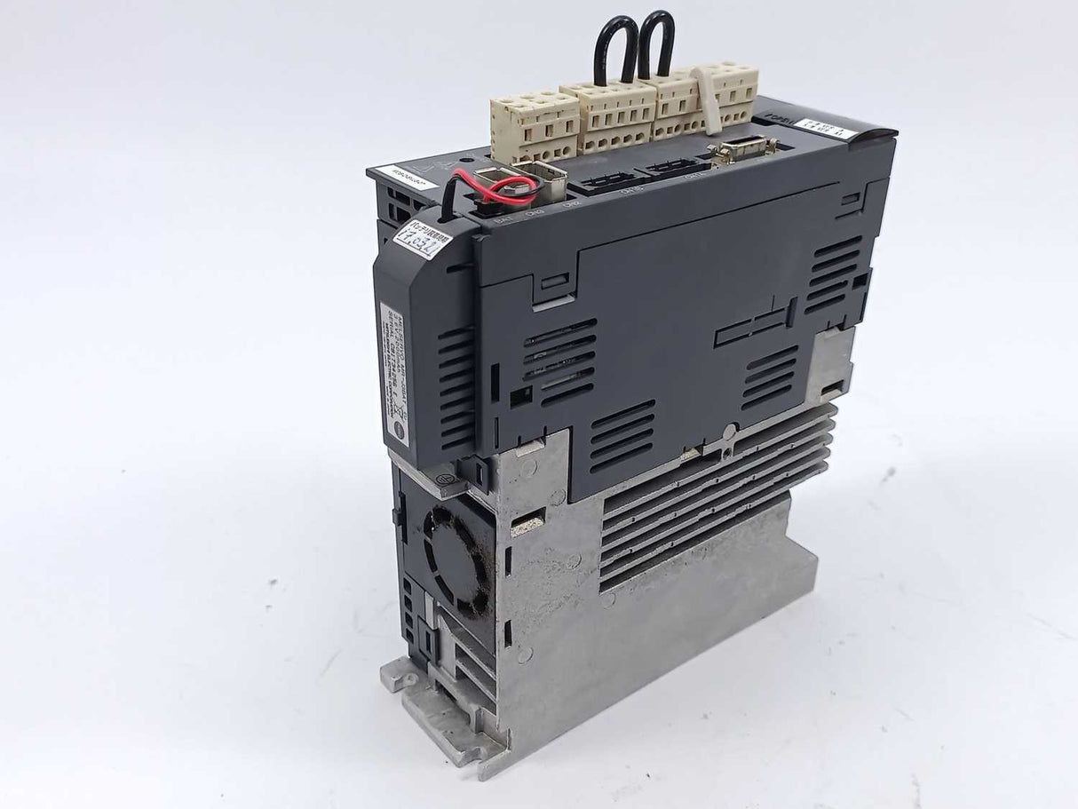Mitsubishi MDS-D-SVJ3-07 Servo Drive Unit 0.7kW