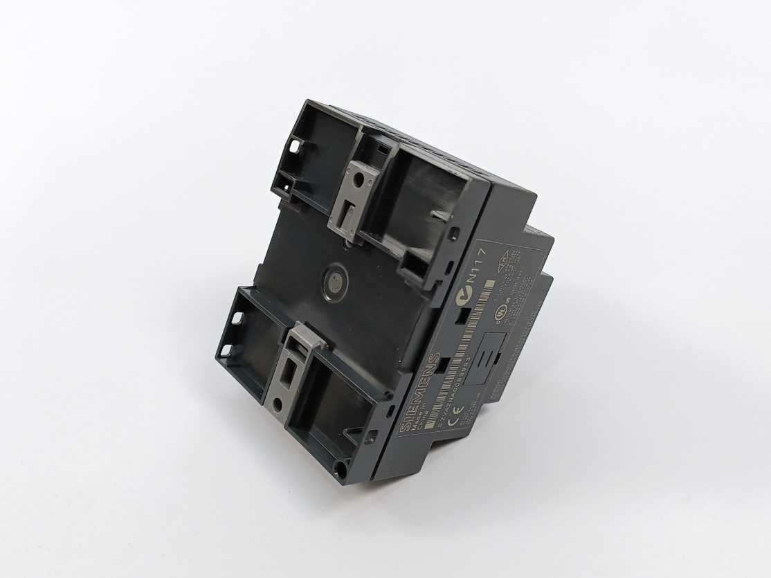 Siemens 6ED1-0521-FB00-0BA6 LOGO! 230 RC