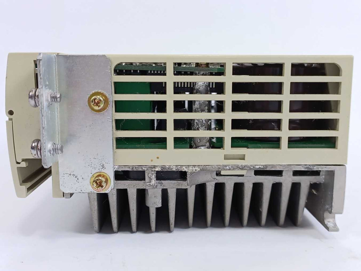 YASKAWA SGDA-04VP 0-230V 400W 2.6A SERVOPACK Servo Drive