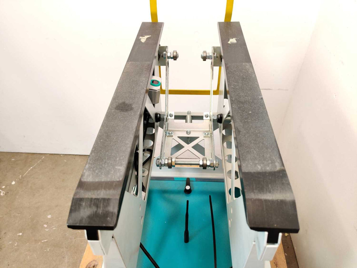 Bito Leo Locative Transporter Vehicle