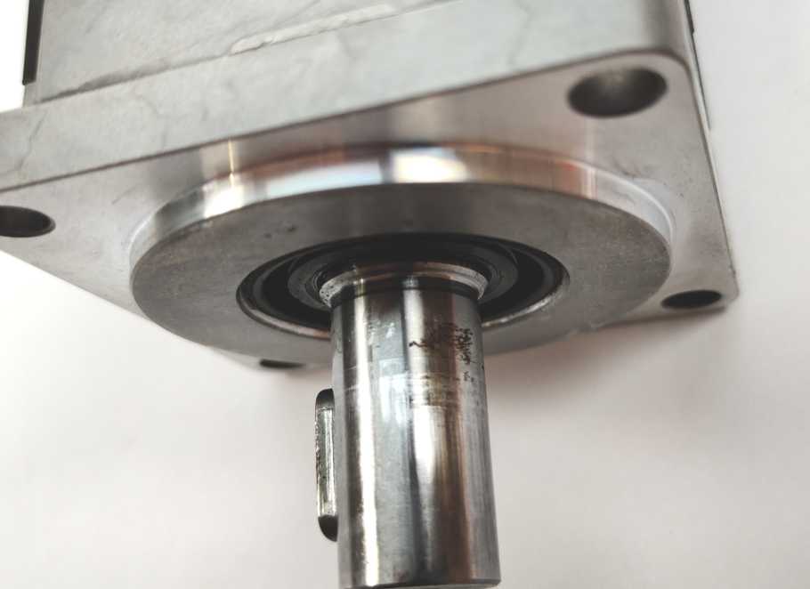 Mitsubishi HF-KP23JW04-S6 AC Servo Motor