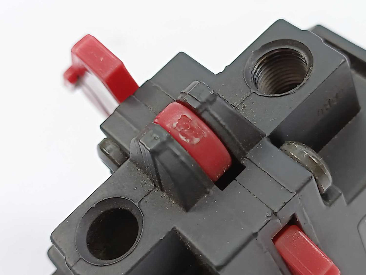 NORGREN T74T-6GA-P1N Shut-off Valve 250psig 17 bar