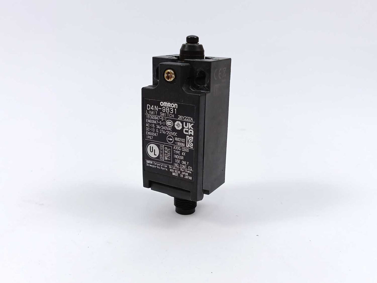 OMRON D4N-9B31 Safety Limit Switch