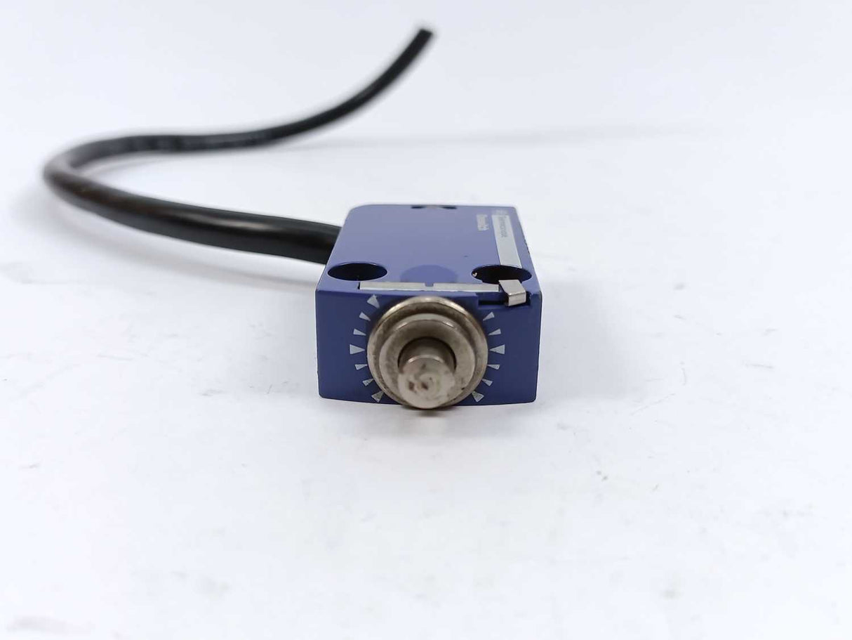 Schneider Electric ZCMD21 Osiswitch Limit switch