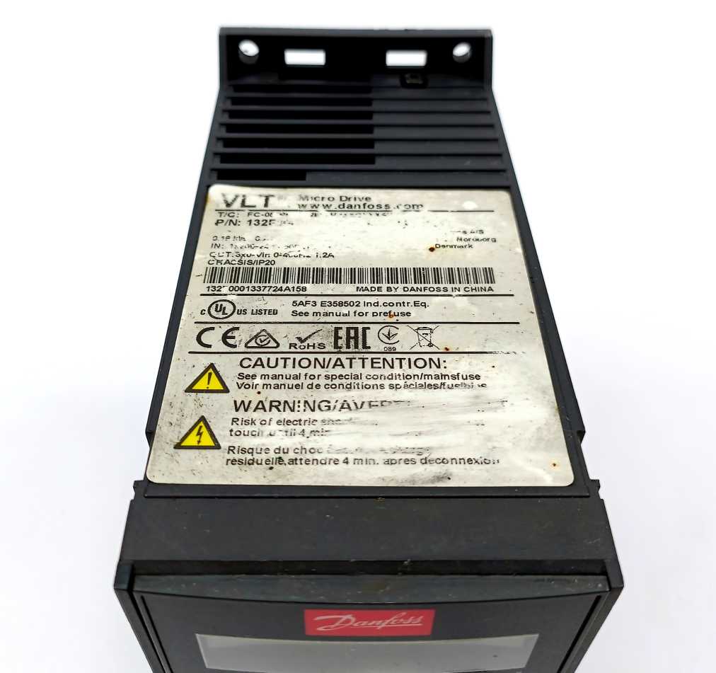 Danfoss 132F0001 VLT Frequency Converter 0,18kW FC-051PK18S2E20