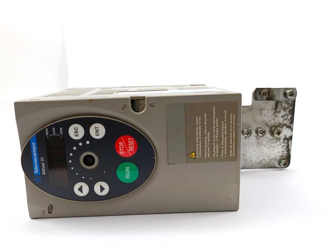 TELEMECANIQUE ATV31H037M2A Altivar 31 Variable Speed Drive 0,37kW 240V