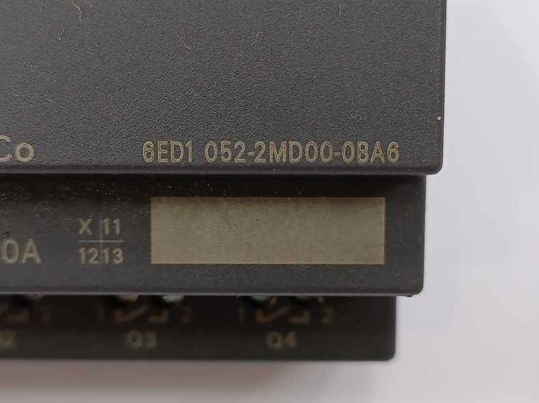 Siemens 6ED1 052-2MD00-0BA6 LOGO! Output Module, 4xRELAY/10A, DC 12/24V