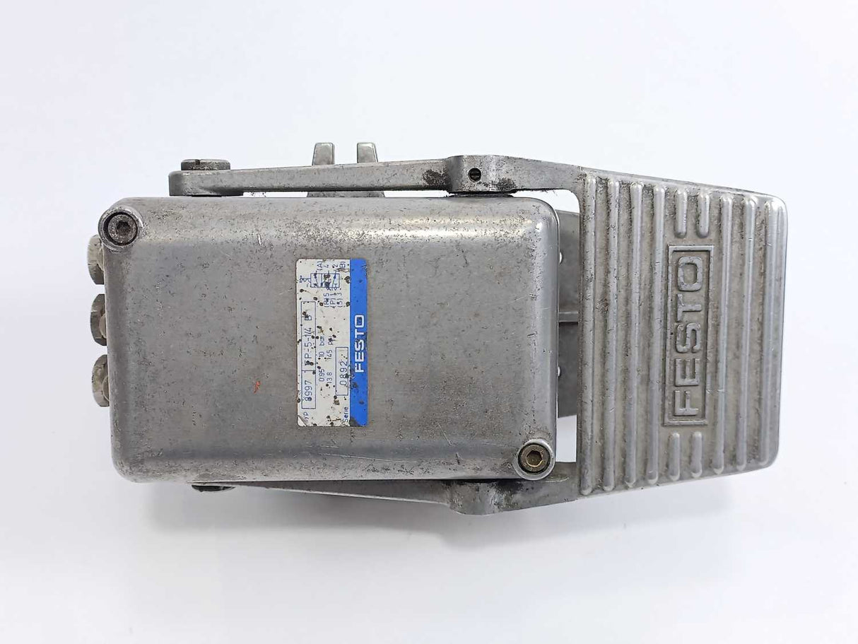Festo 8997 FP-5-1/4 B Foot Valve with Detent