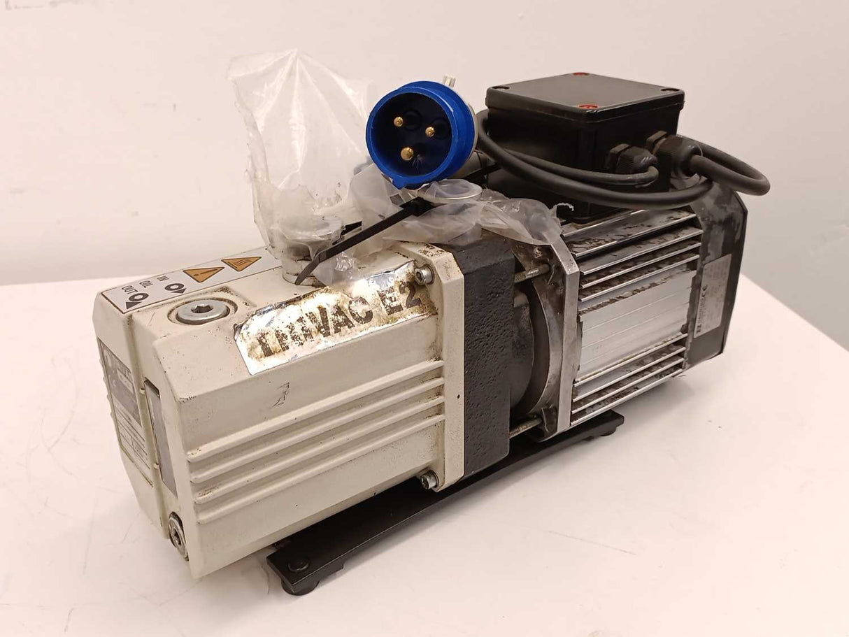 Leybold Vakuum 140000 TRIVAC D2,5 Rotary Vane Vacuum Pump