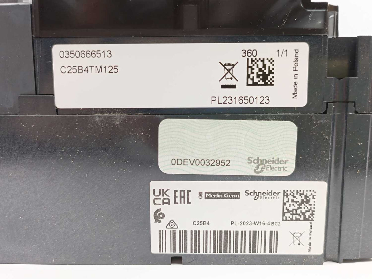 Schneider Electric C25B4TM125 3322738219 NSX250B 25kA/415VAC Circuit Breaker