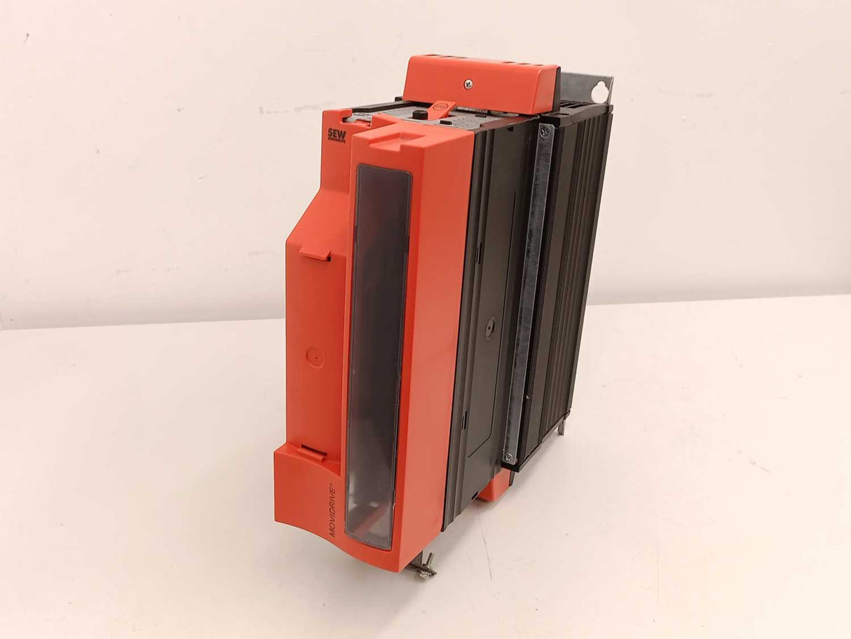 SEW-EURODRIVE  MDX61B0110-5A3-4-00 08279632 Movidrive w/ MDX61B-00 Control Unit