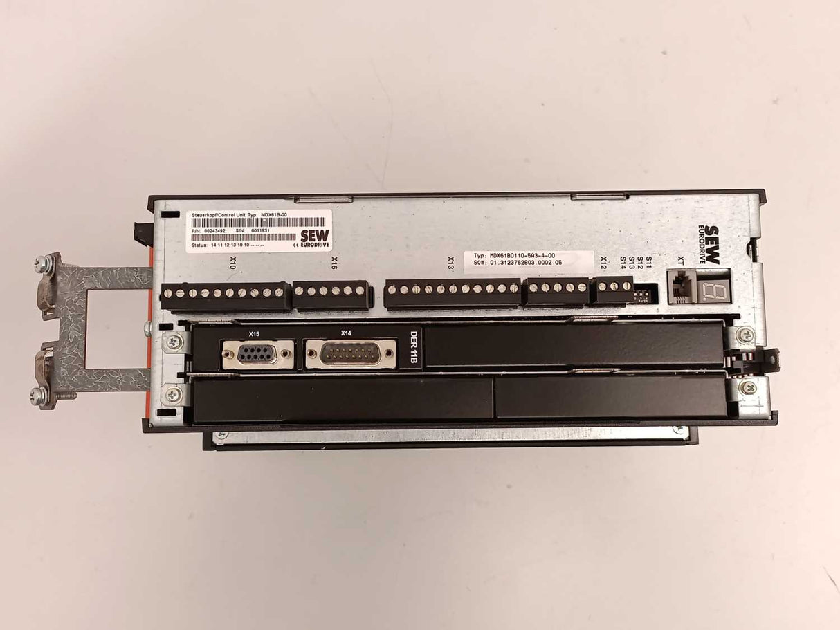 SEW-EURODRIVE  MDX61B0110-5A3-4-00 08279632 Movidrive w/ MDX61B-00 Control Unit